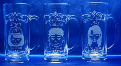 ビアジョッキ　オリジナル似顔絵彫刻記念品